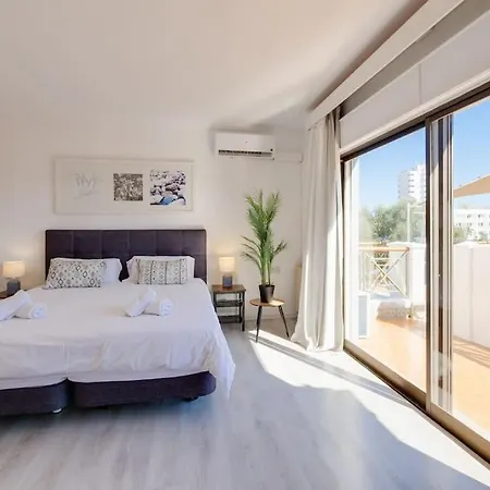 Moderne Villa, Pool+meerblick,schnelles Wifi,klima カラス・デ・マヨルカ